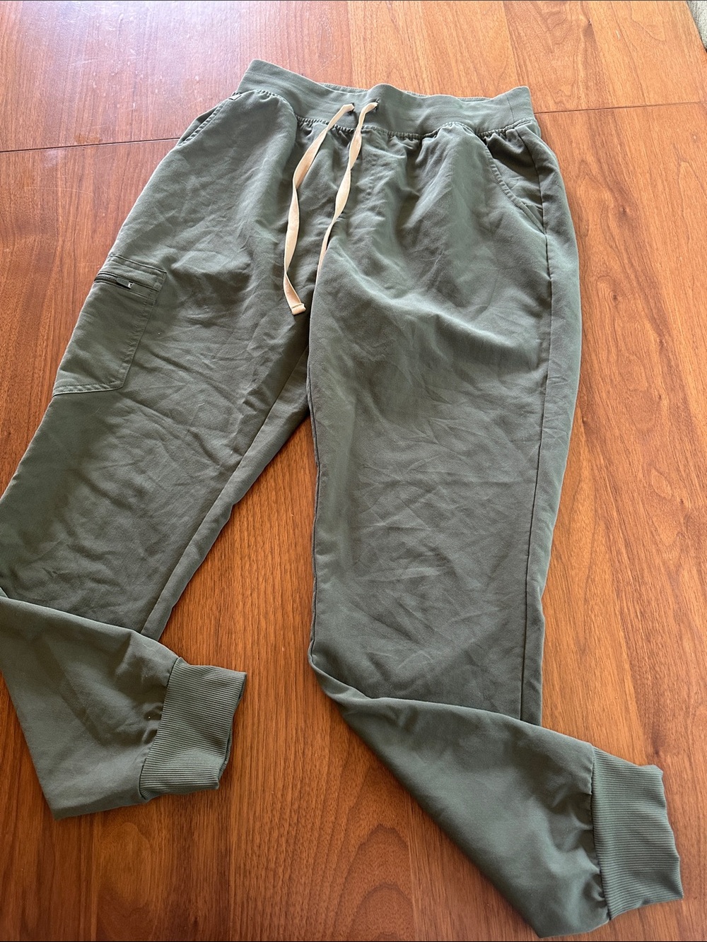 FIGS Jogger Pants